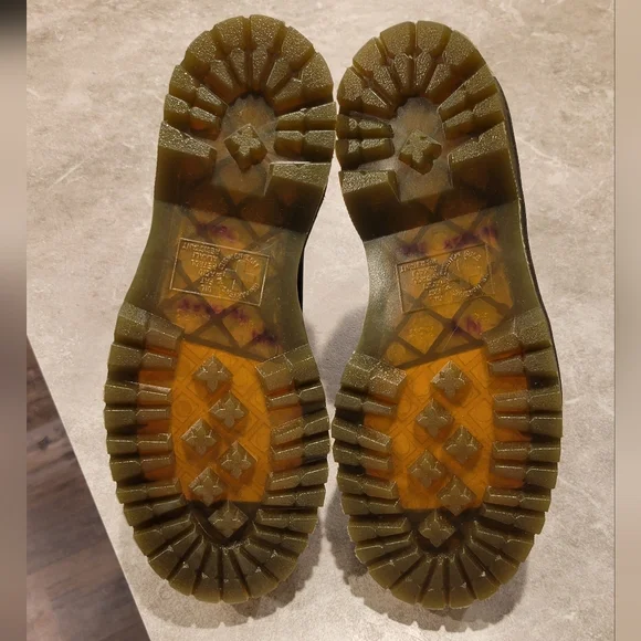 Dr Martens Chelsea boot womens 9 mens 8 EU 41 NWOT - Picture 10 of 13